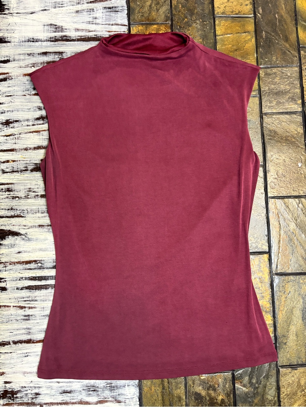 Women’s Burgundy Mock Neck Top Sleeveless Stretch Minimalist Y2K Small